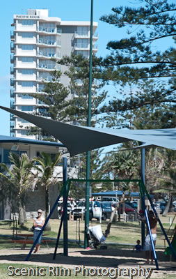 Pacific Regis Beachfront Apartments - Accommodation Main Beach 6