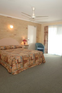 Ambassador Motor Lodge (Best Western) - Accommodation Main Beach 1