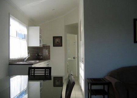 Homestead Holiday Park - Accommodation Main Beach 2