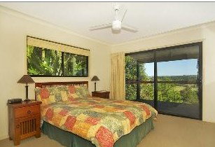 Suzanne's Hideaway - Accommodation Main Beach 0