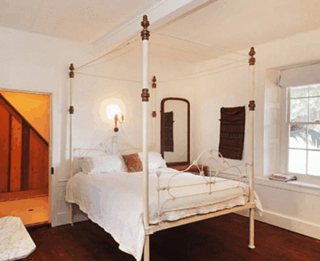 Prospect Villa - Accommodation Main Beach 4