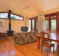 Bodhi Cottages - Accommodation Main Beach