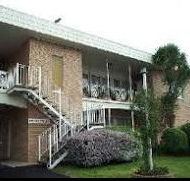 Country Lodge Motor Inn - Accommodation Main Beach