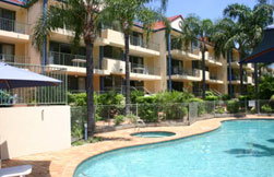 Montana Palms - Accommodation Main Beach 0