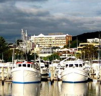 Marina Resort - Accommodation Main Beach
