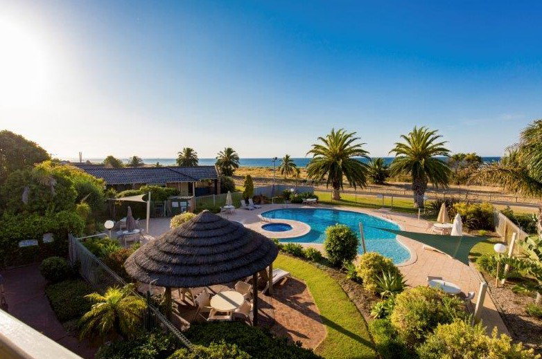 Geographe WA Accommodation Main Beach