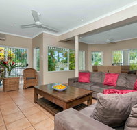 The Villas Palm Cove - Accommodation Main Beach