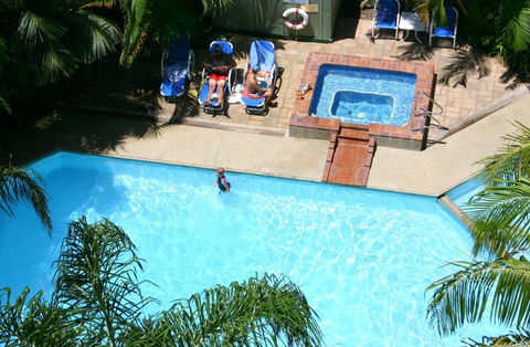 Horizons Burleigh Heads Holiday Apartments - Accommodation Main Beach 0