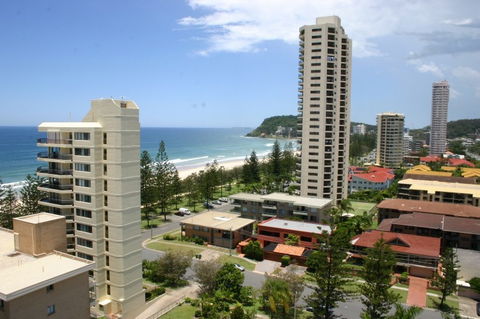 Horizons Burleigh Heads Holiday Apartments - Accommodation Main Beach 1