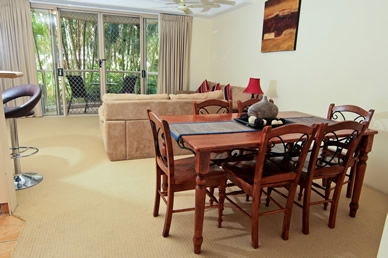 Miami Beachside Apartments - Accommodation Main Beach 8
