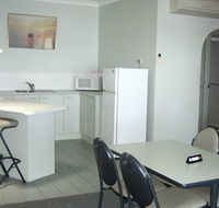 Moby Dick Waterfront Resort Motel - Accommodation Main Beach