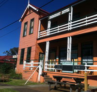 Dromedary Hotel - Accommodation Main Beach