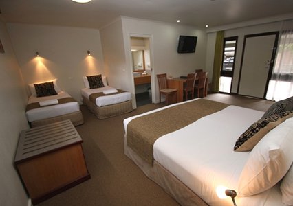 Botanical Motel - Accommodation Main Beach 0