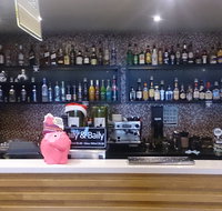 Preston Hotel - Accommodation Main Beach