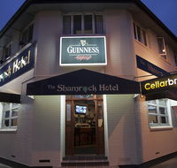 Shamrock Hotel - Accommodation Main Beach