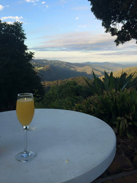 St Bernards Hotel - Accommodation Main Beach 0
