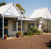Bridge Motel Newhaven - Accommodation Main Beach