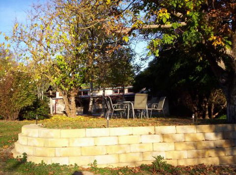 Colonial Motel Omeo - Accommodation Main Beach 7