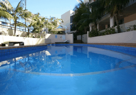 Bay Royal Holiday Apartments - Accommodation Main Beach