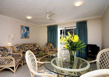 Koala Cove Holiday Apartments - Accommodation Main Beach 5