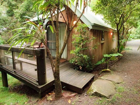 Samford Village QLD Accommodation Main Beach