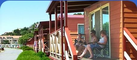  Accommodation Main Beach
