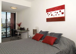 Apartments @ Docklands - Accommodation Main Beach 3