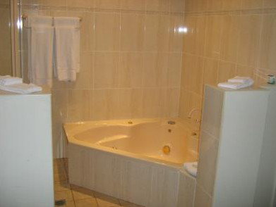 Turners Vineyard - Accommodation Main Beach 1