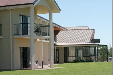 Turners Vineyard - Accommodation Main Beach 2