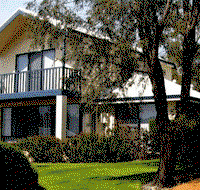 Bayside Villas - Accommodation Main Beach