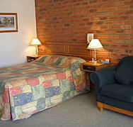 Australian Settlers Motor Inn - Accommodation Main Beach