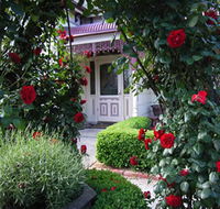 Bed and Breakfast at Stephanie's - Accommodation Main Beach