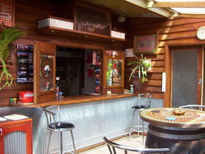 Sunraysia Motel And Holiday Apartments - Accommodation Main Beach 2