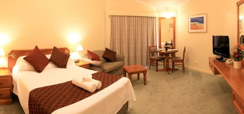 Abbey Beach Resort - Accommodation Main Beach 0