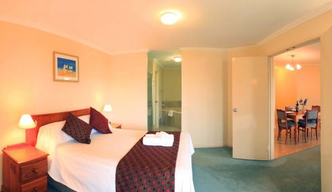 Abbey Beach Resort - Accommodation Main Beach 1