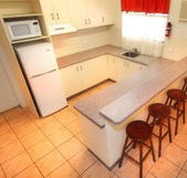 True Blue Motor Inn - Accommodation Main Beach