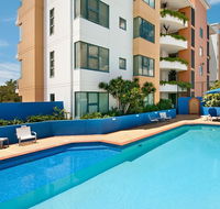 Santorini on Mudjimba - Accommodation Main Beach