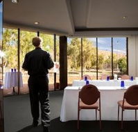 Crowne Plaza Alice Springs - Accommodation Main Beach