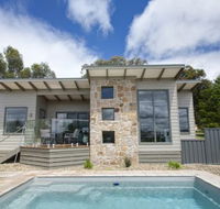 Stonetryst Spa Villas - Accommodation Main Beach