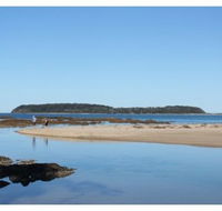 Mossy Point Holiday Rentals - Accommodation Main Beach