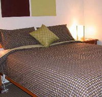 Plumtree Cottage - Accommodation Main Beach