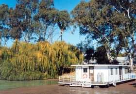  Accommodation Main Beach