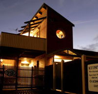 Black Dolphin Luxury Accommodation - Accommodation Main Beach