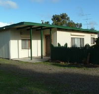 Caramor Cottages - Nathan's Nook - Accommodation Main Beach