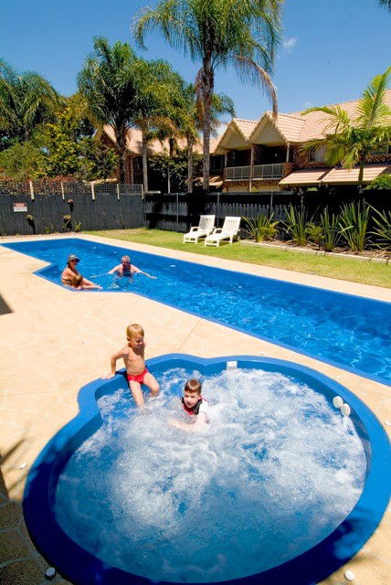 Ocean Spray Apartments - Accommodation Main Beach 0