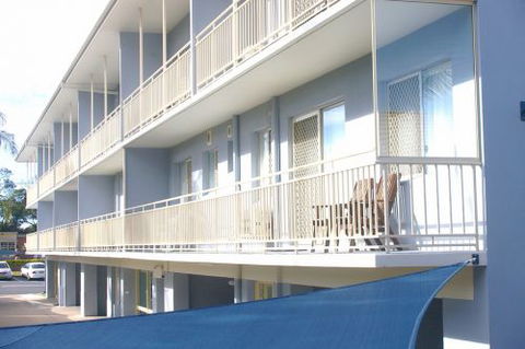 Ocean Spray Apartments - Accommodation Main Beach 2