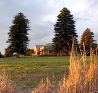 Campbell Park Cottage - Accommodation Main Beach