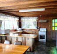 Arties - Accommodation Main Beach