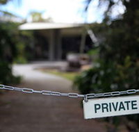 ArtHOUSE Beachfront Accommodation - Accommodation Main Beach