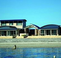 Baird Bay Ocean Eco Apartments - Accommodation Main Beach